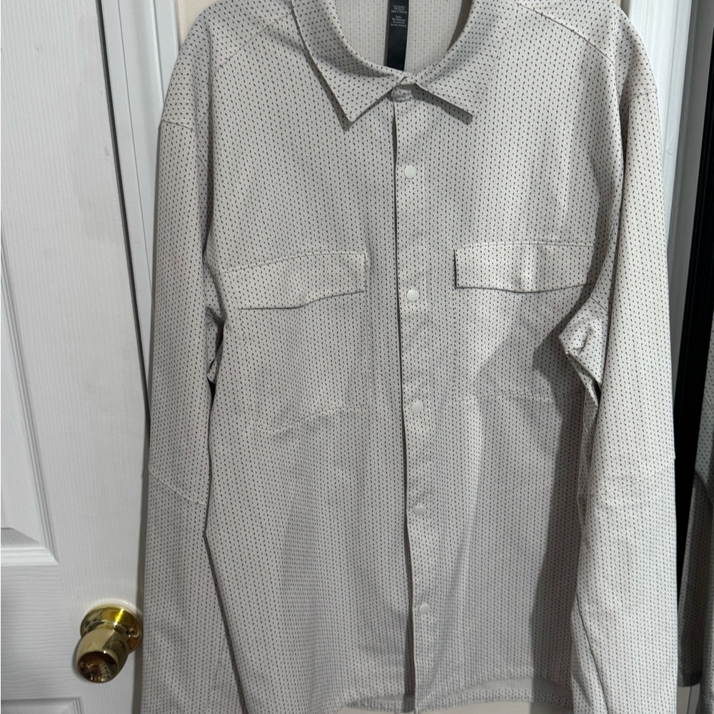 lululemon Gray Casual Button Down Shirt